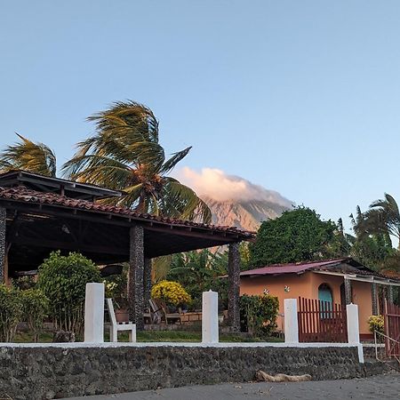 Hotel Playa Santa Martha Rivas Bagian luar foto
